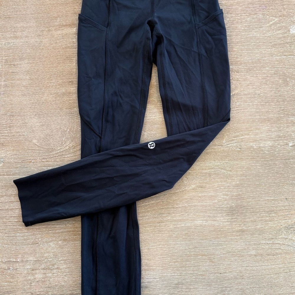 Lululemon Fast and Free 23” Crop High Rise Black Athletic Leggings Sz 0